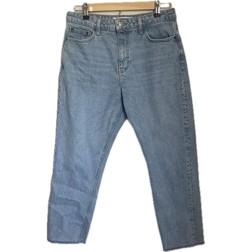 Topshop Straight Leg Jeans Size 28 With Raw Hem Light Wash 081